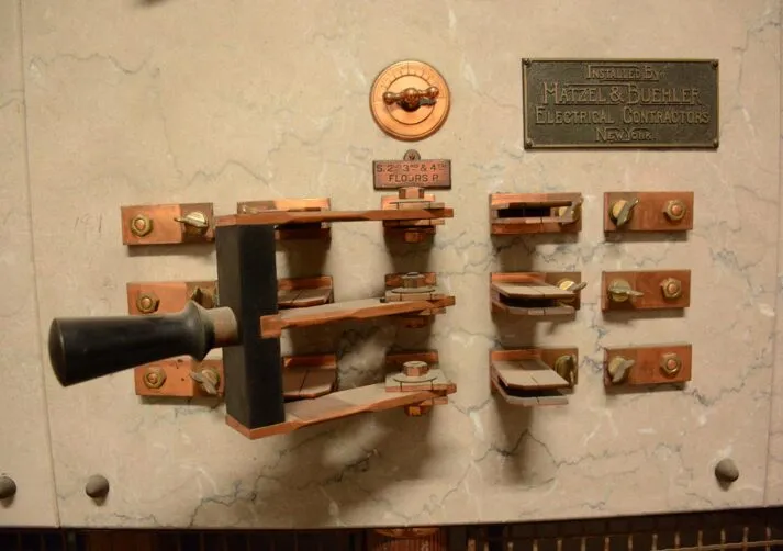 BeneathTheBreakersCarousel4