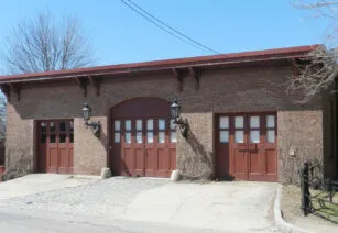 Breakers-Stable-&-Carriage-House_front-facade
