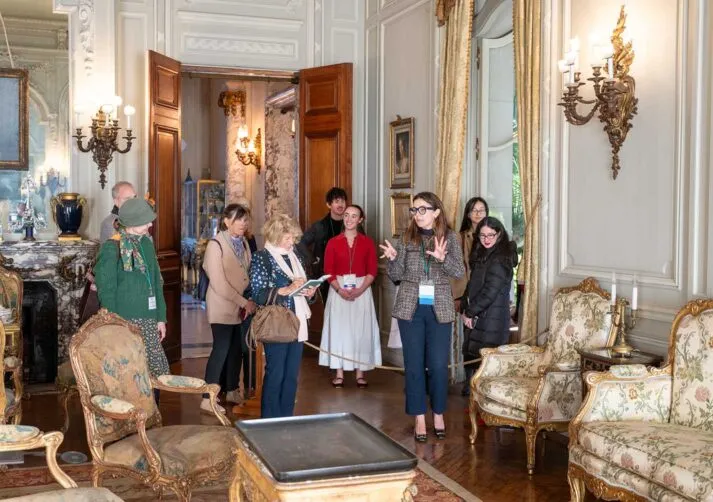 WhatMakesItAmericanCarousel5