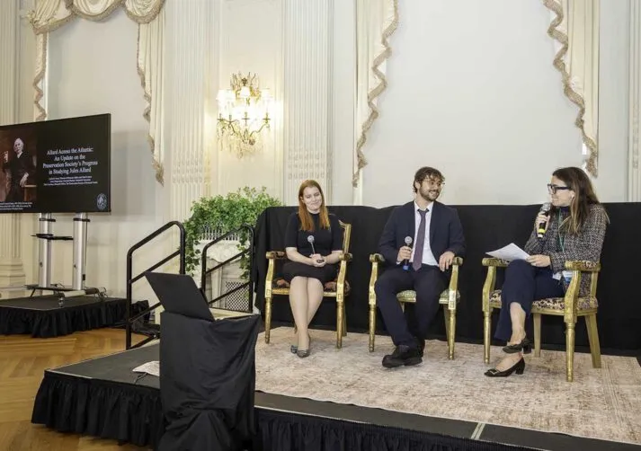 WhatMakesItAmericanCarousel9