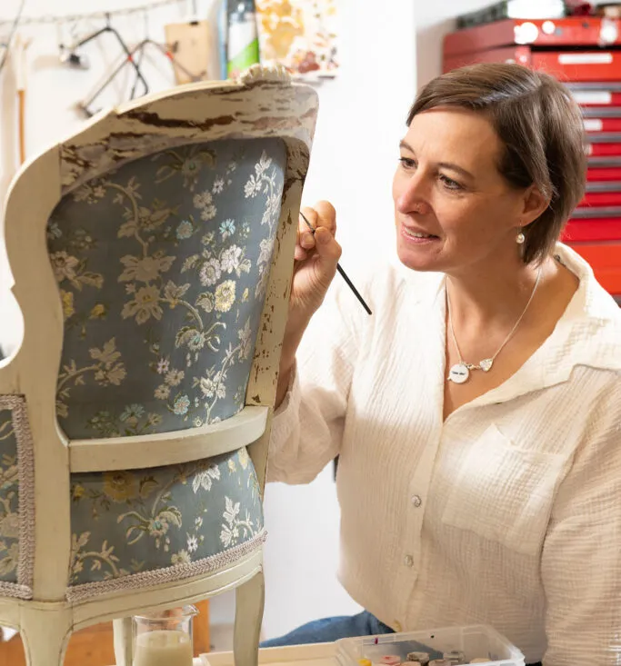 CarolaSchuellerHeadshot