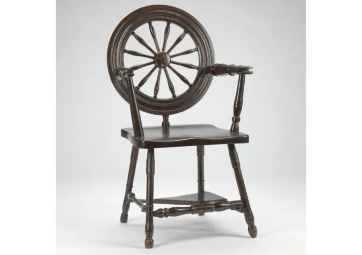 RISD Chair_RRCarousel7_3